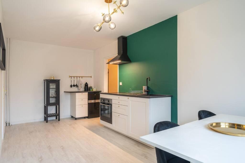 Appartement Cosy Art Deco/ Proche Centre-Ville Нант Екстериор снимка